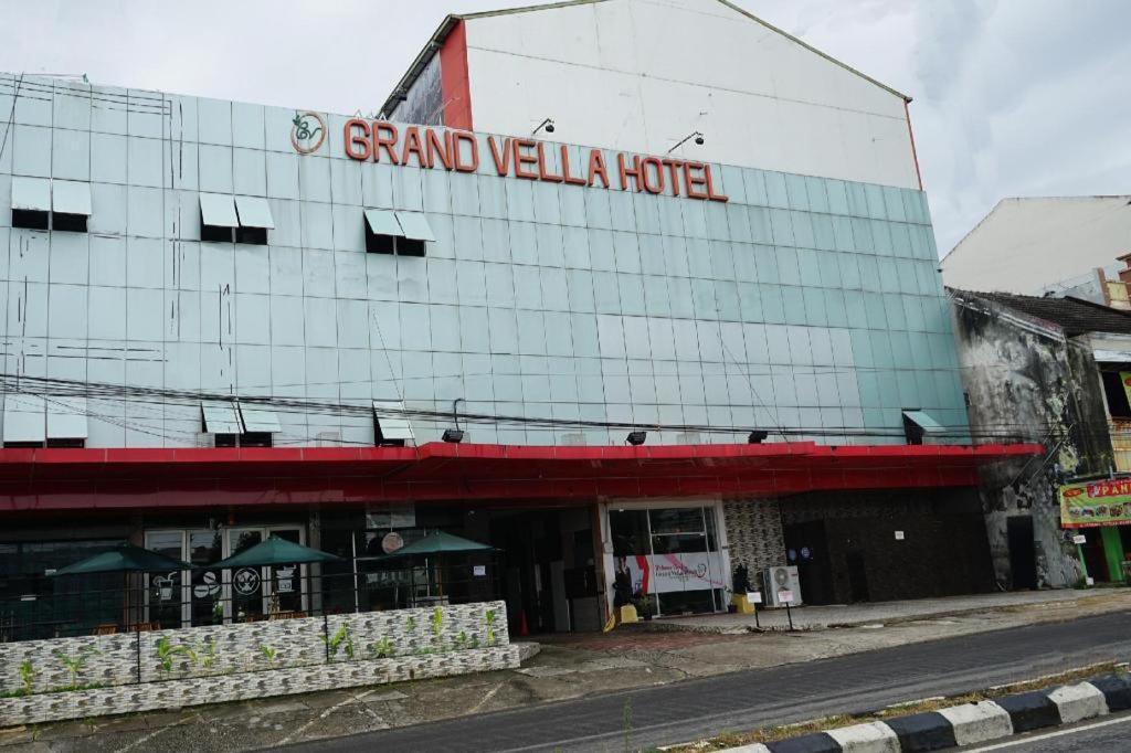 Grand Vella Hotel Pangkal Pinang Dış mekan fotoğraf