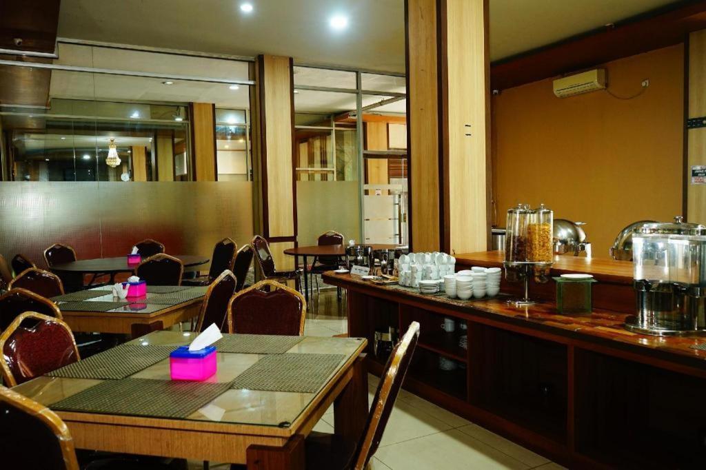Grand Vella Hotel Pangkal Pinang Dış mekan fotoğraf