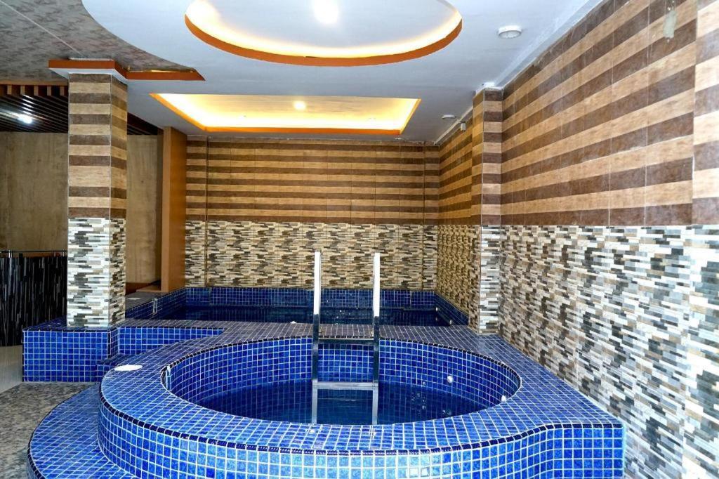 Grand Vella Hotel Pangkal Pinang Dış mekan fotoğraf