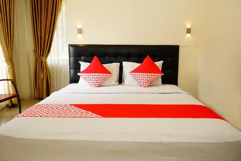 Grand Vella Hotel Pangkal Pinang Dış mekan fotoğraf